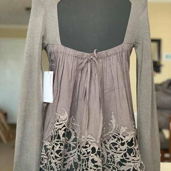 Bailey 44 Tops - NWT Bailey 44 Long Sleeve Top w Lace
